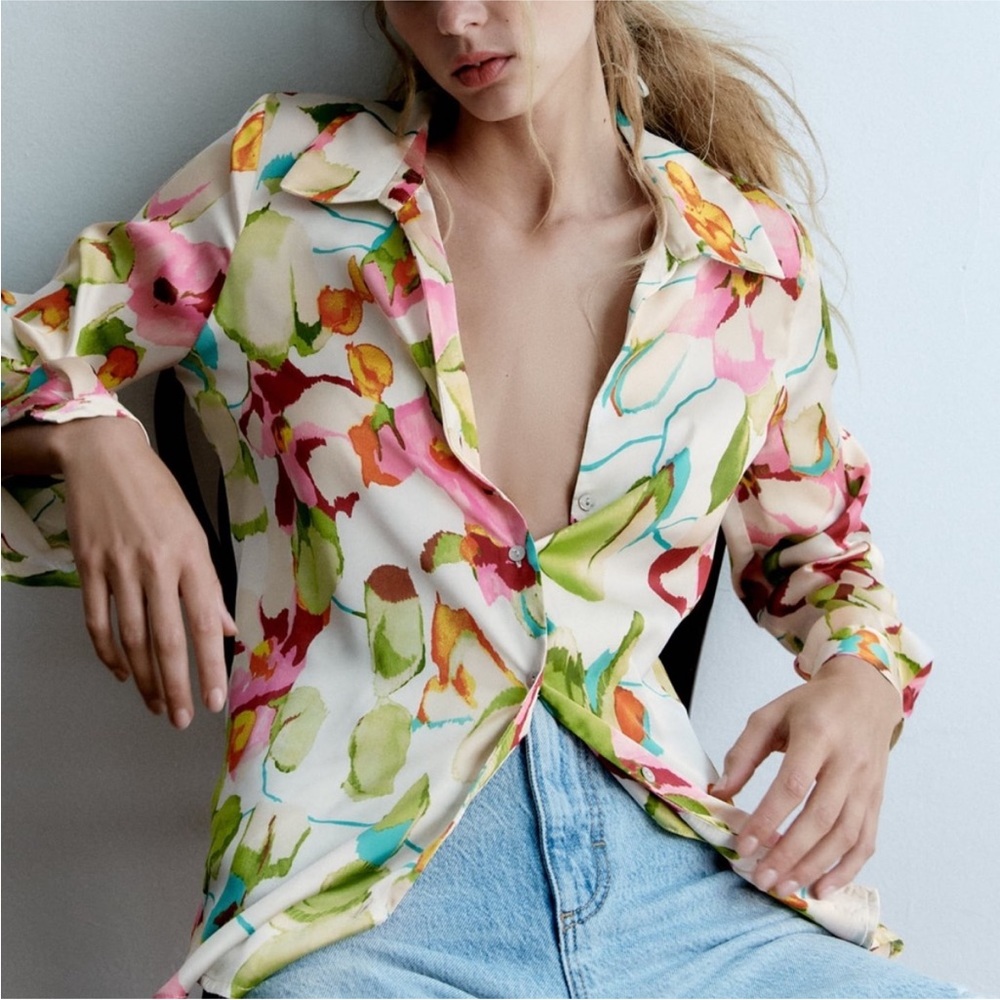 Zara Ivory Ecru Pink Floral Satin Blouse sz M